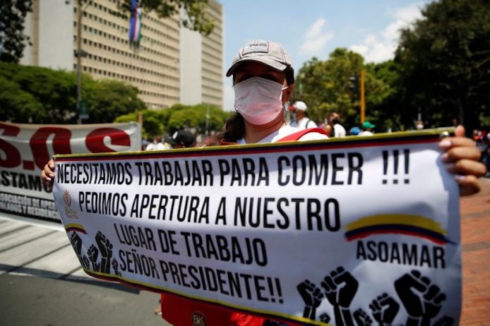 El gremio de los moteles en Colombia protesta para exigir la reapertura del sector