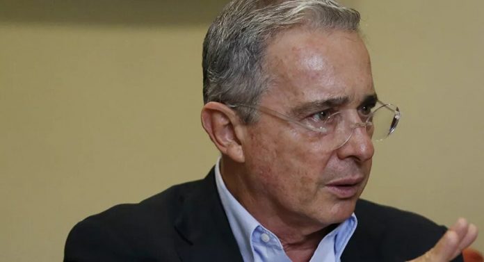 Juez de Bogotá niega al expresidente Uribe la acción para cancelar la serie 'Matarife'