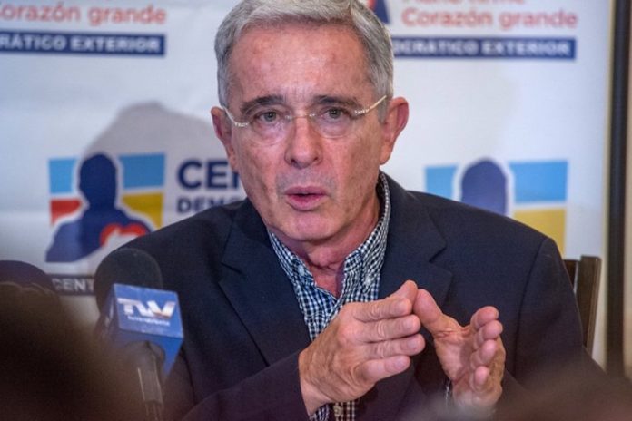 Corte Suprema cita a Uribe a declarar por masacre paramilitar de 1997