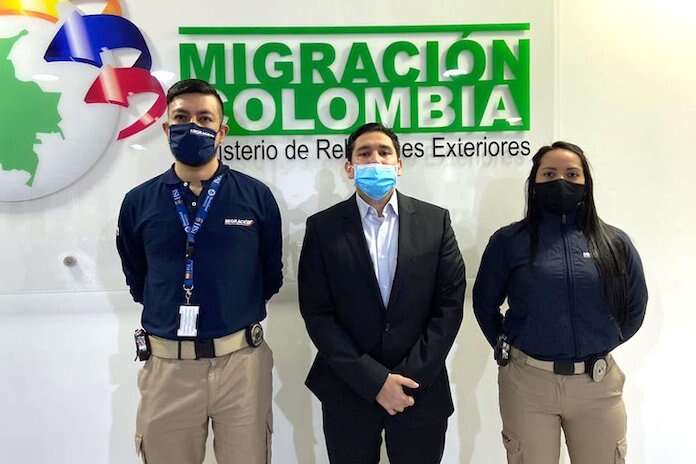 Exfiscal anticorrupción es deportado a Colombia tras cumplir pena en EE.UU.