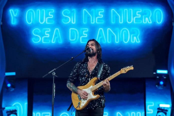 Juanes copatrocina una beca para licenciatura en Berklee