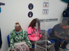 Detienen 3 norteamericanos con pruebas PCR falsas en Cartagena