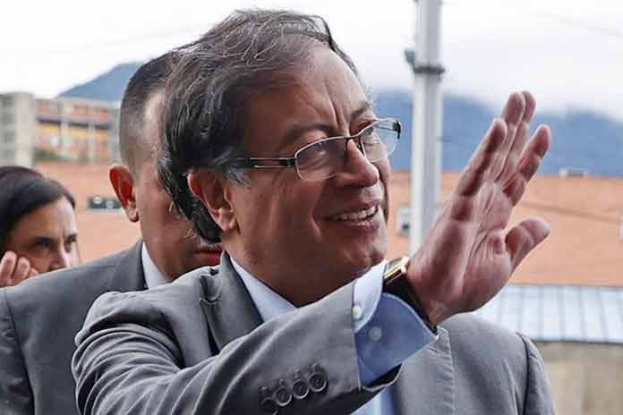 Negociar la paz con ELN, un punto de coincidencia de los candidatos | Gustavo Petro